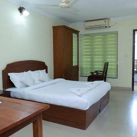 Hotel Lumiere Alappuzha Luaran gambar