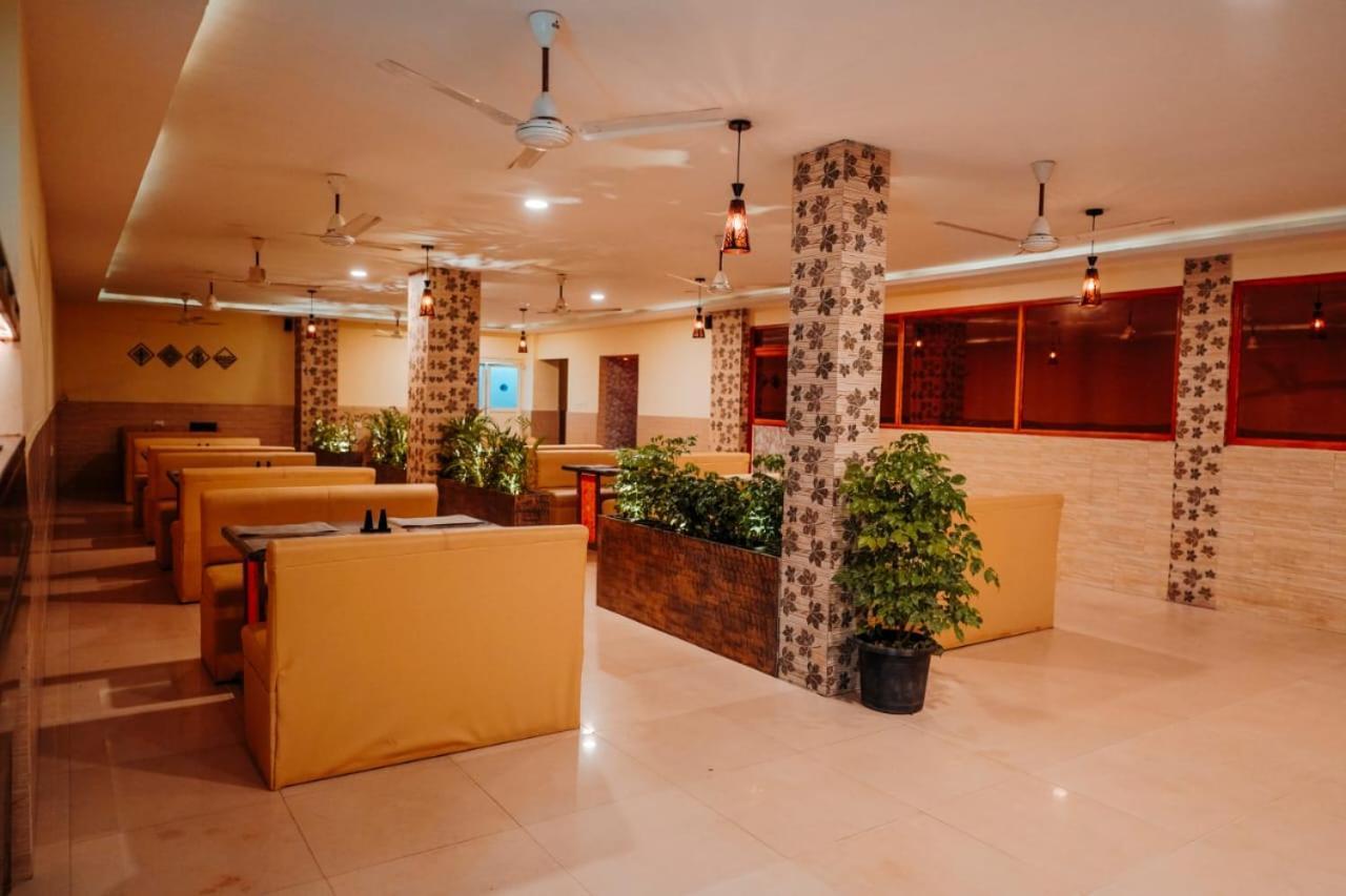 Hotel Lumiere Alappuzha Luaran gambar