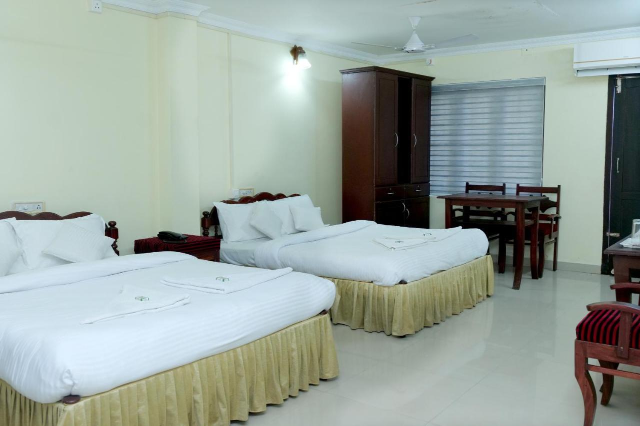 Hotel Lumiere Alappuzha Luaran gambar